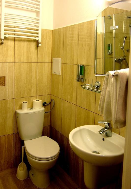 Twin Room,234148954:JPEG